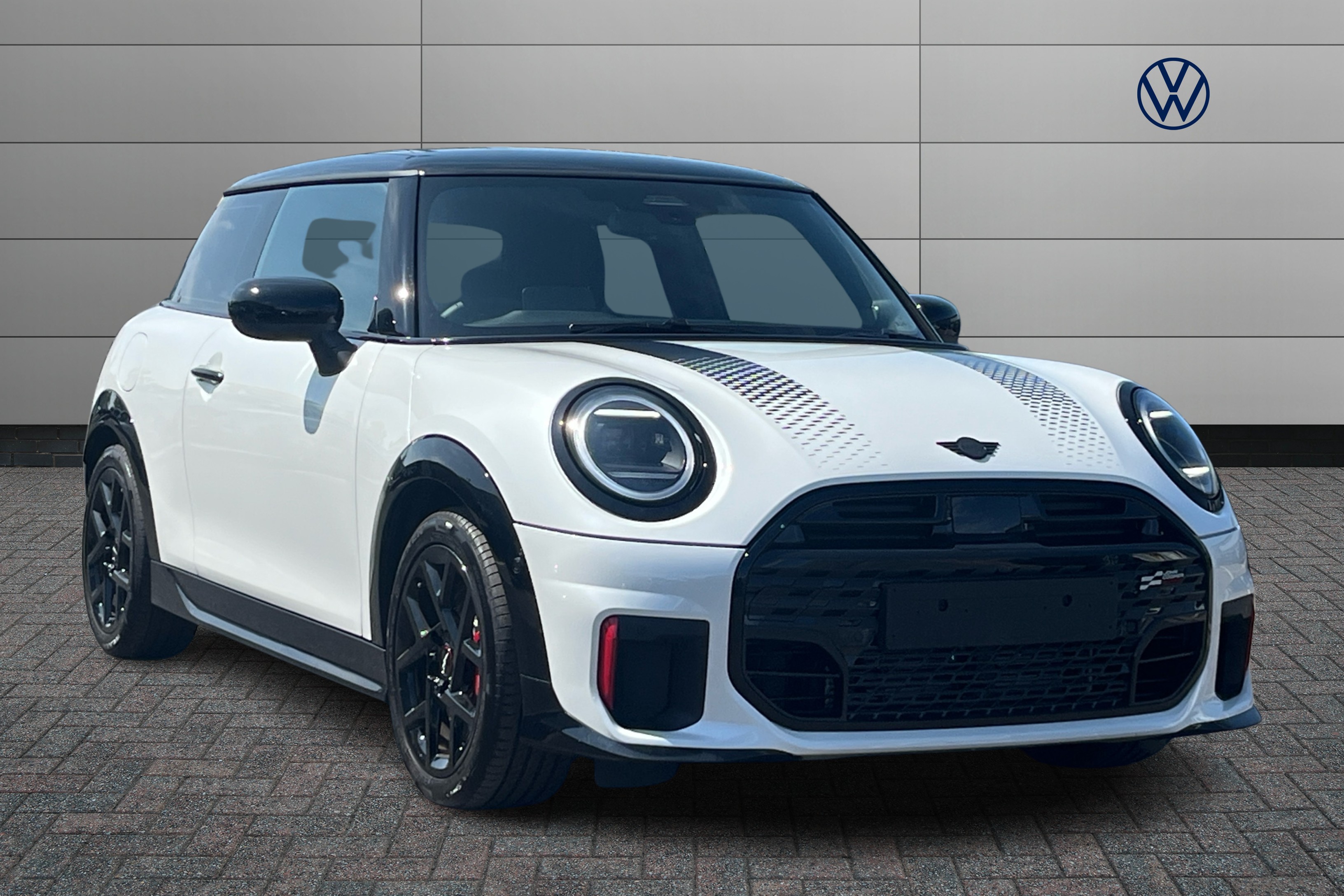 Main listing image - MINI Hatchback