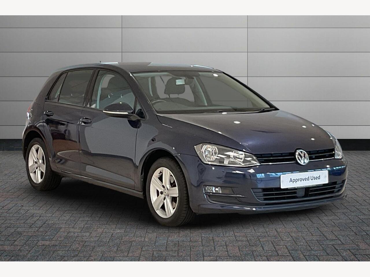 Main listing image - Volkswagen Golf