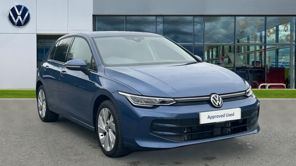 Main listing image - Volkswagen Golf