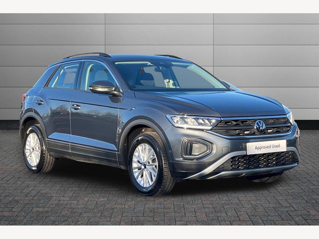 Main listing image - Volkswagen T-Roc