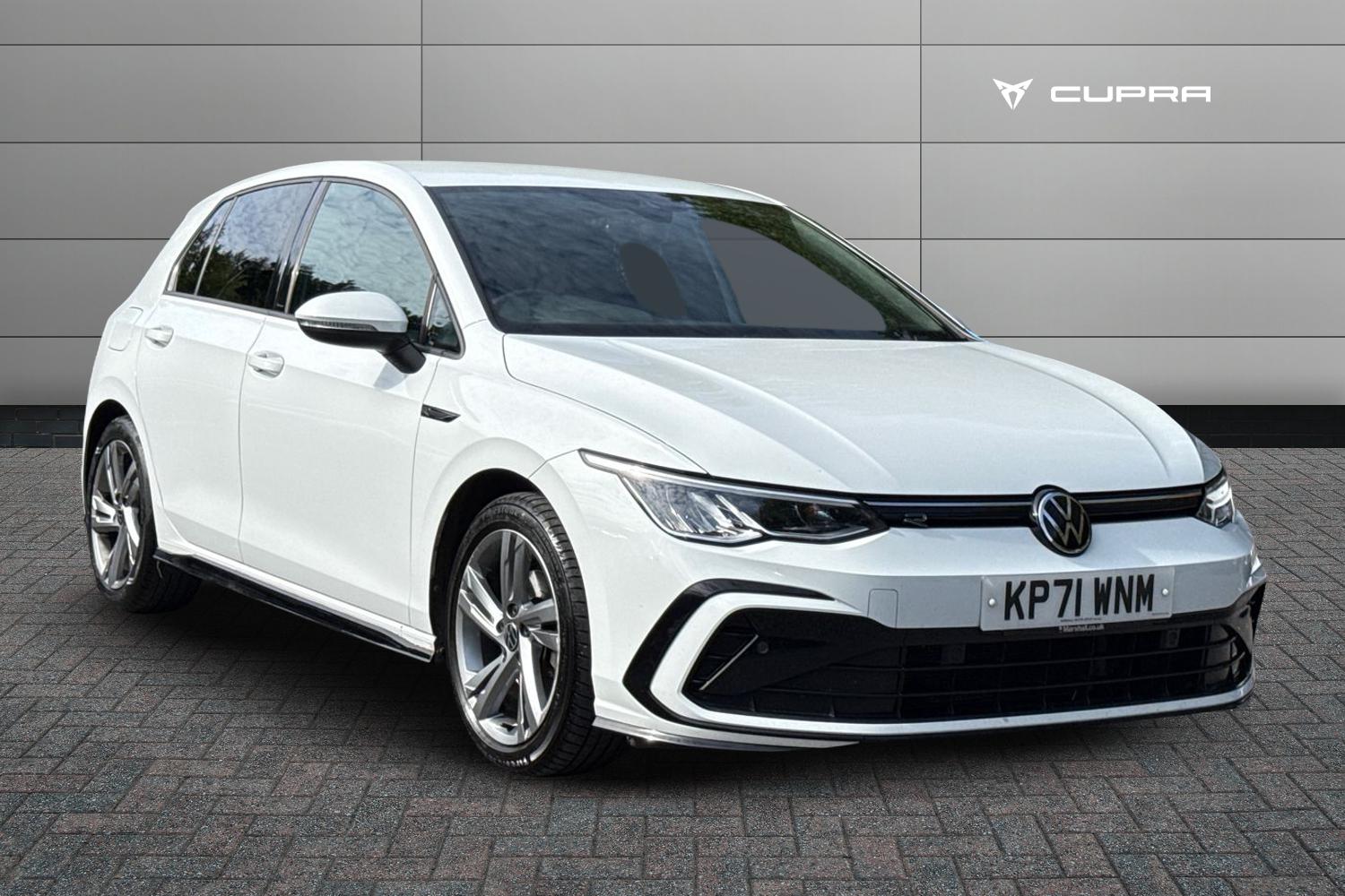 Main listing image - Volkswagen Golf
