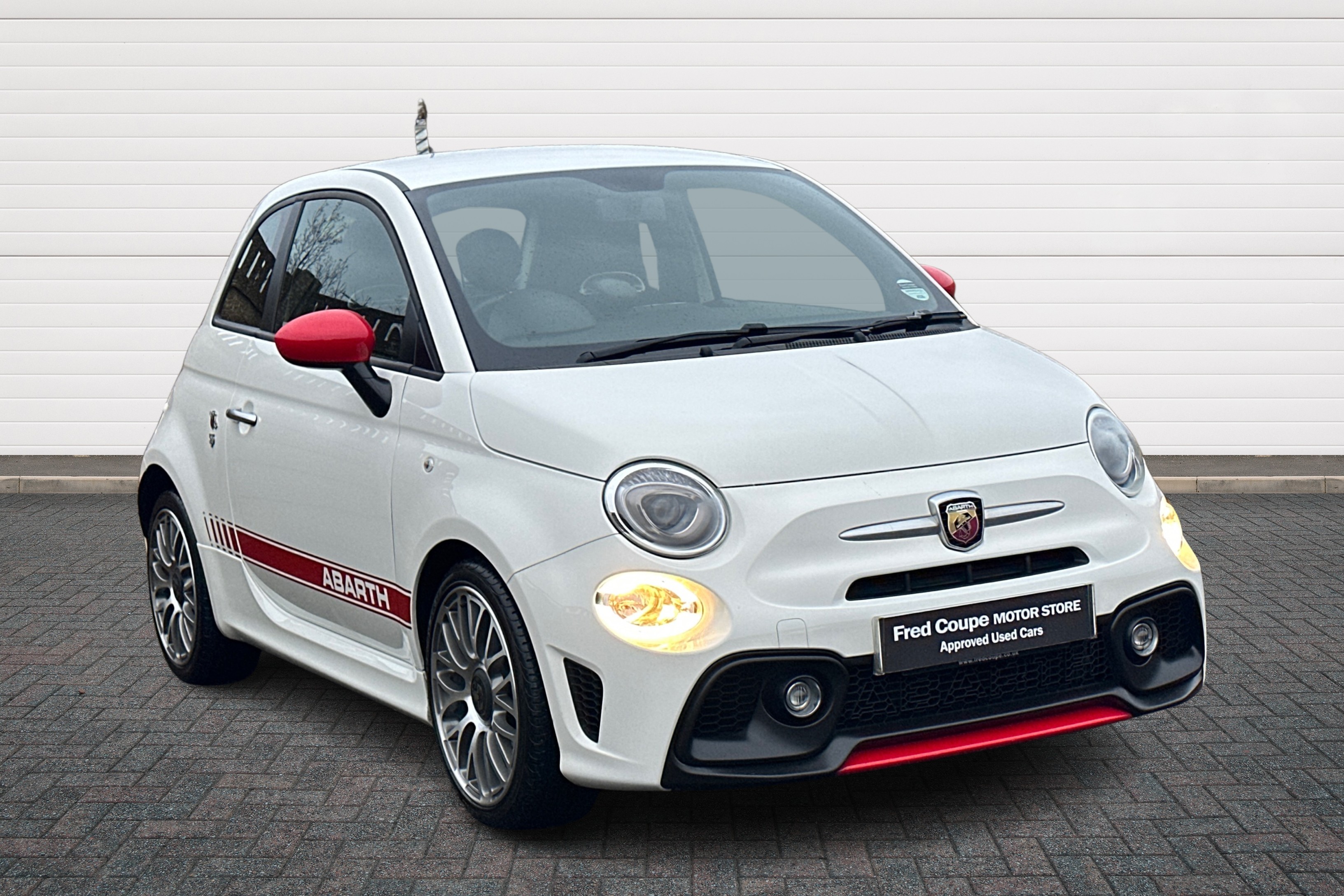 Main listing image - Abarth 595