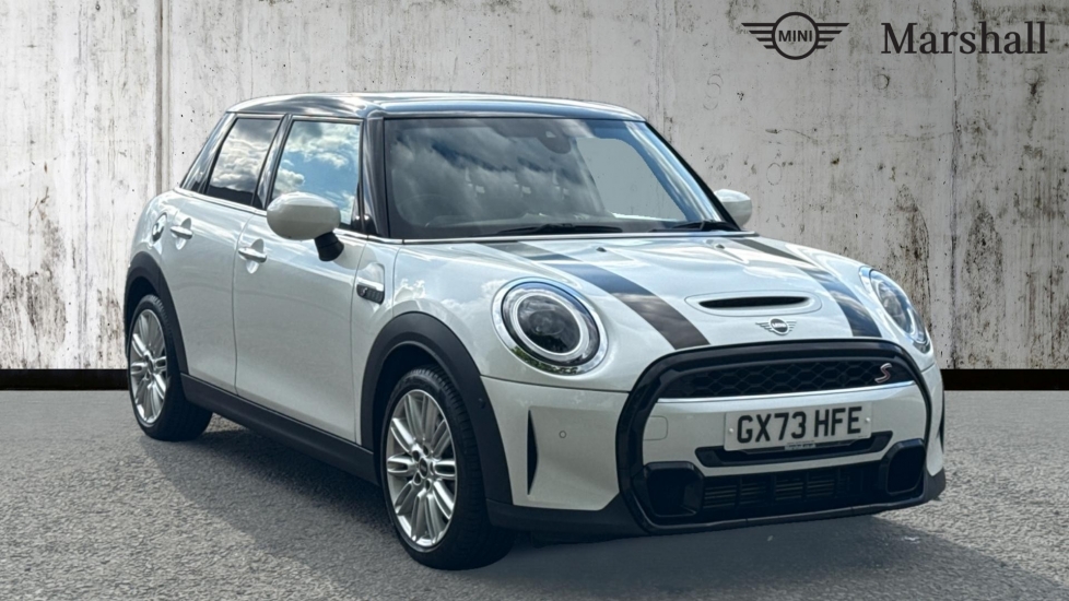 Main listing image - MINI Hatchback 5dr