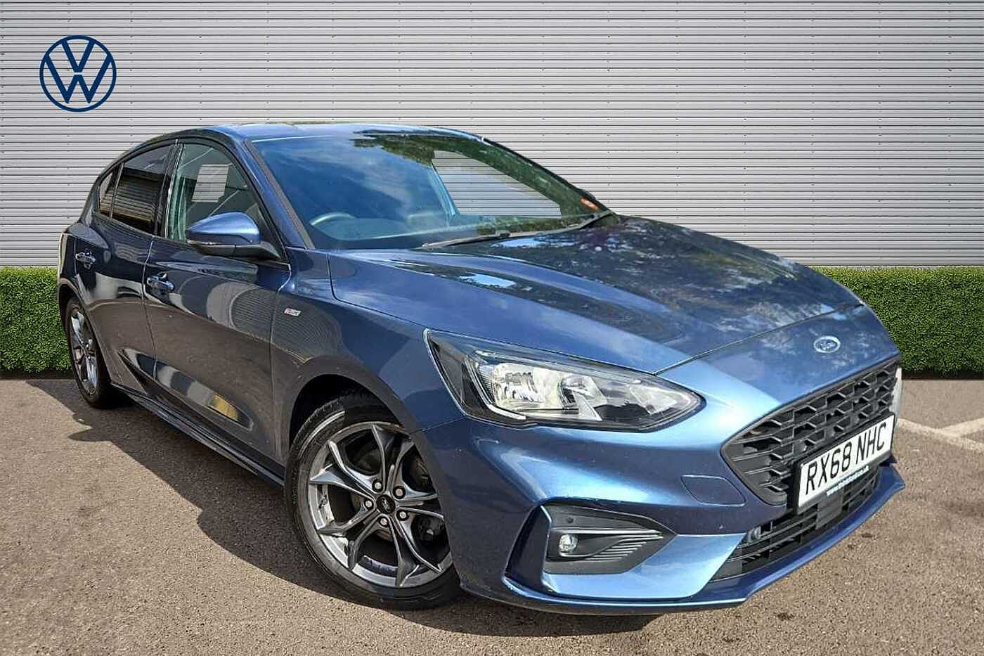 Main listing image - Ford Focus