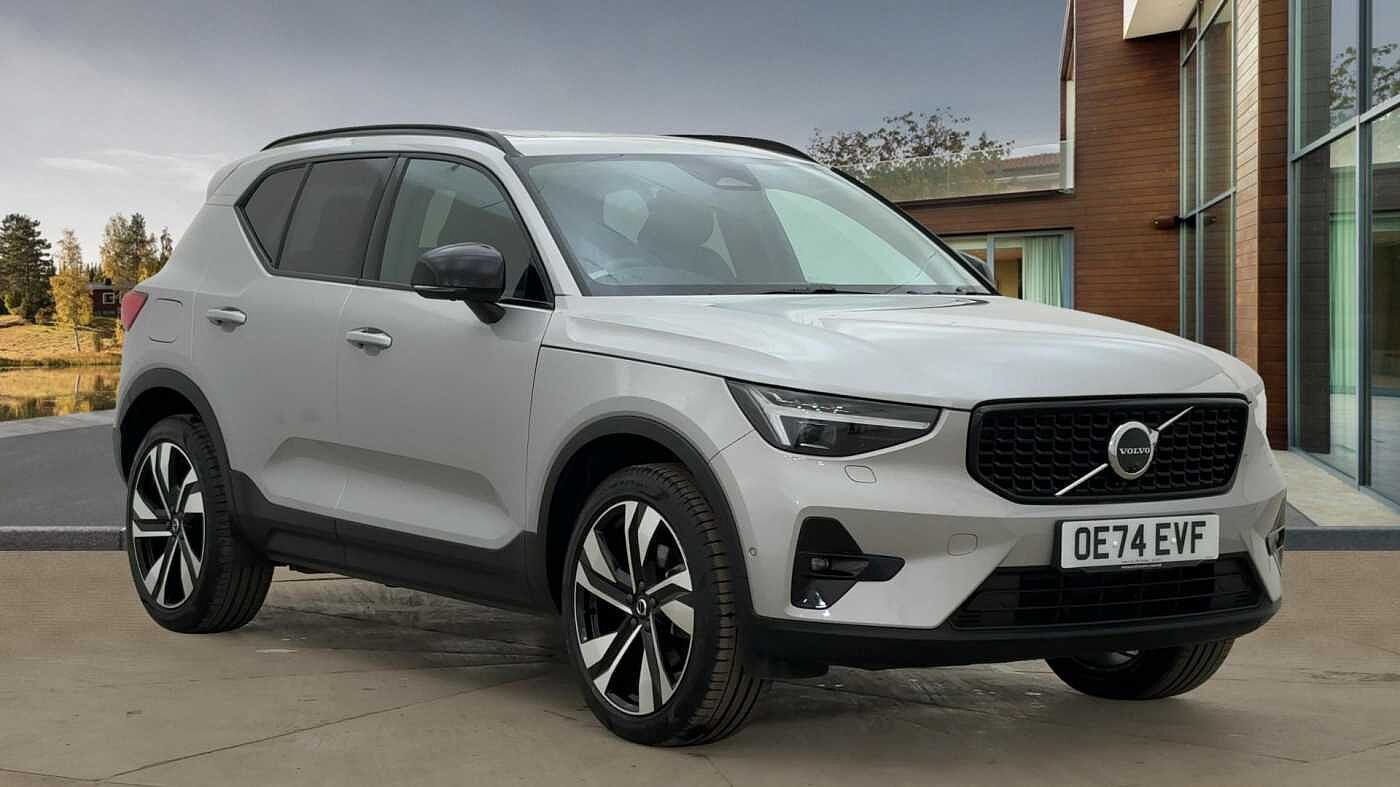 Main listing image - Volvo XC40