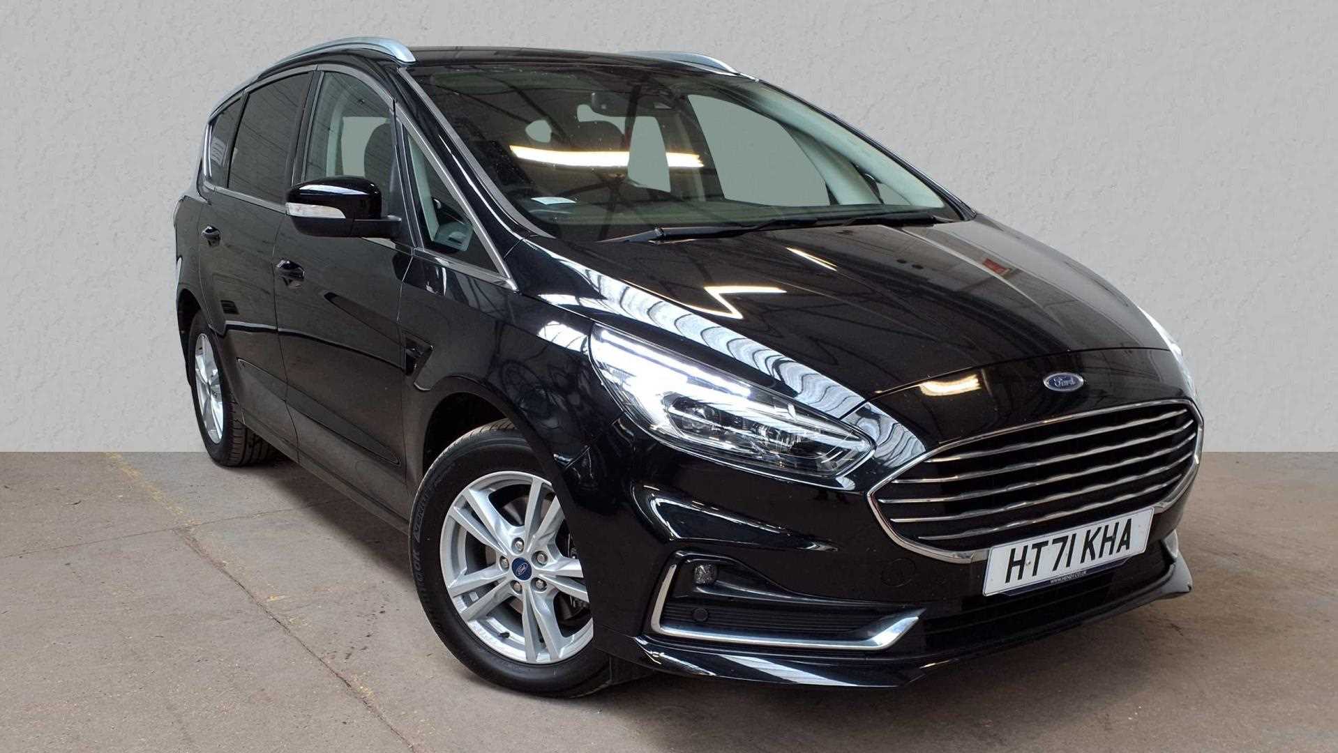 Main listing image - Ford S-MAX
