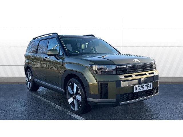 Main listing image - Hyundai Santa Fe