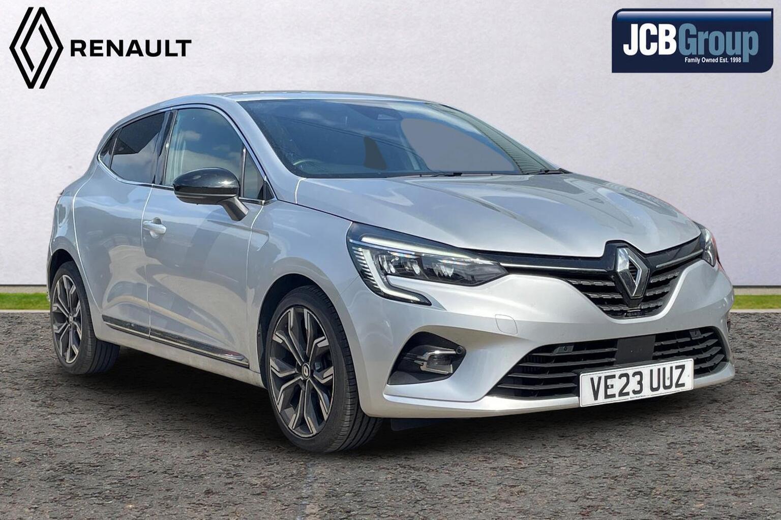 Main listing image - Renault Clio