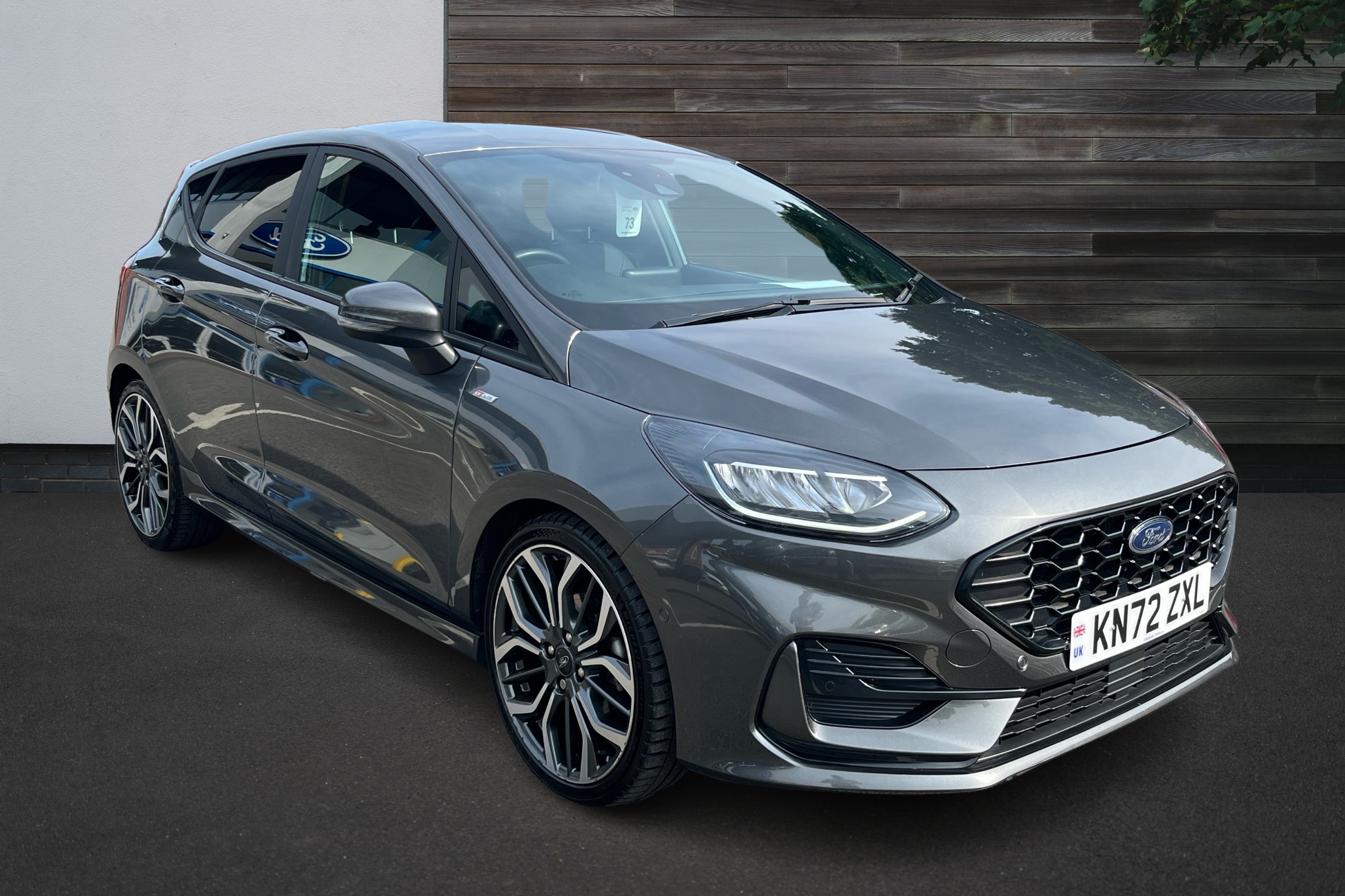 Main listing image - Ford Fiesta