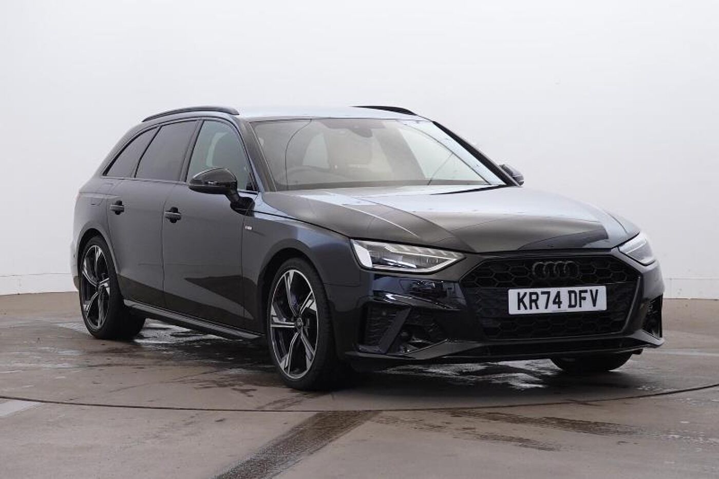 Main listing image - Audi A4 Avant