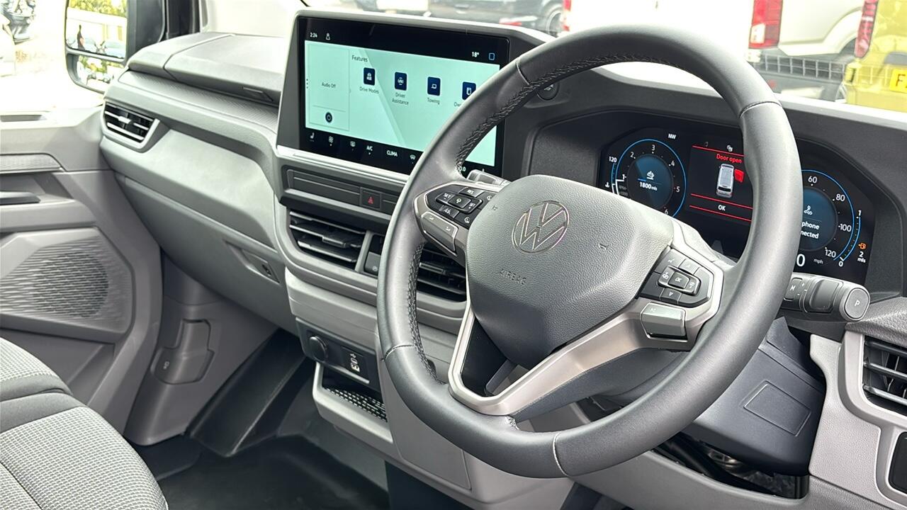 Main listing image - Volkswagen Transporter