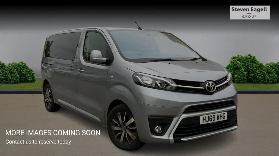 Main listing image - Toyota Proace Verso