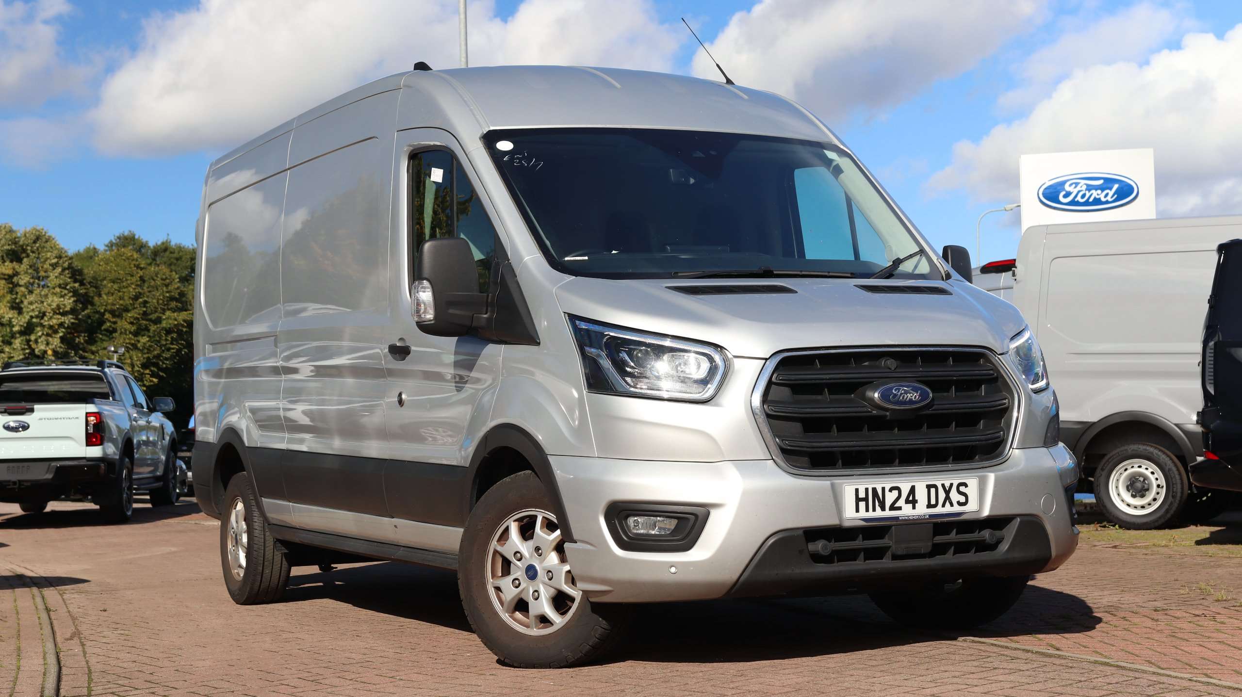Main listing image - Ford Transit