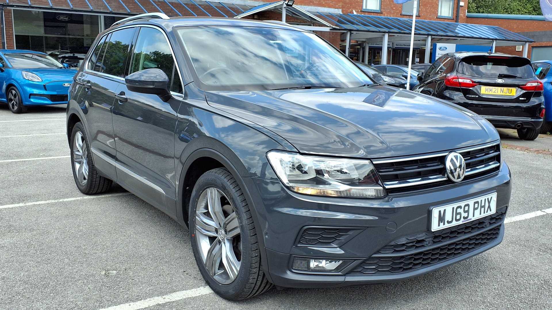 Main listing image - Volkswagen Tiguan