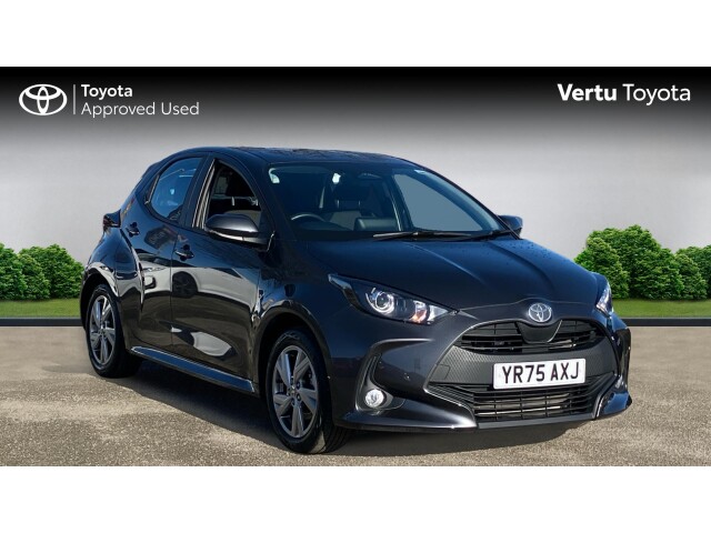 Main listing image - Toyota Yaris