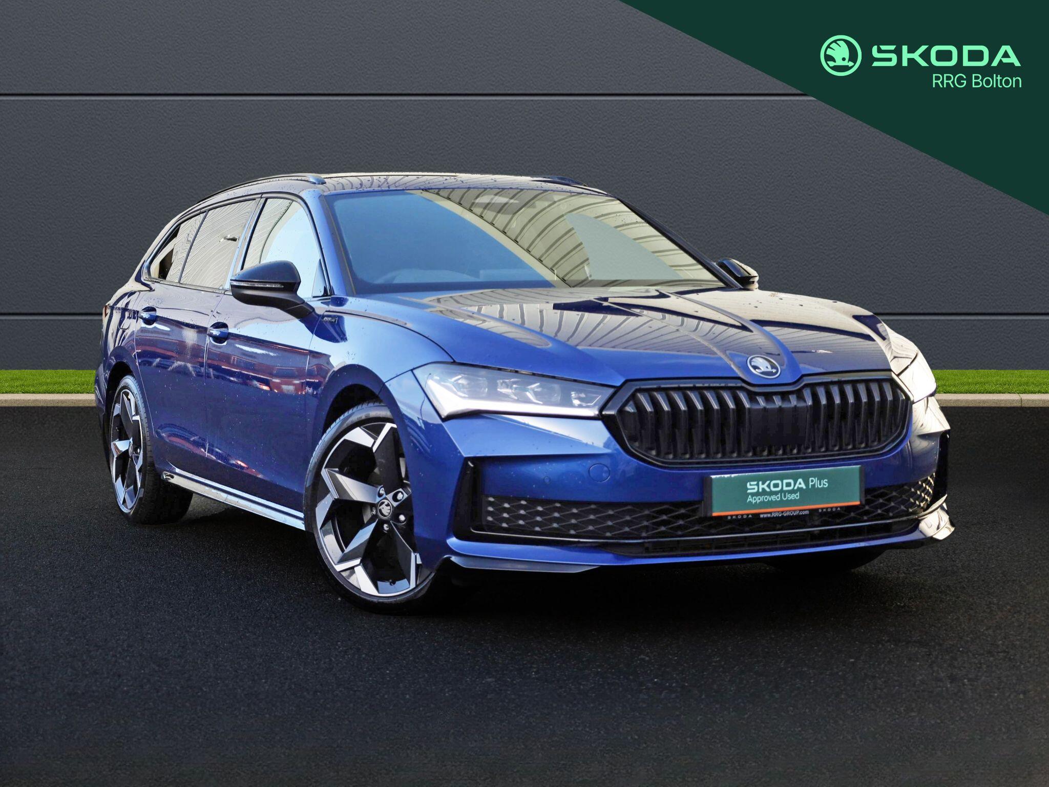Main listing image - Skoda Superb Estate