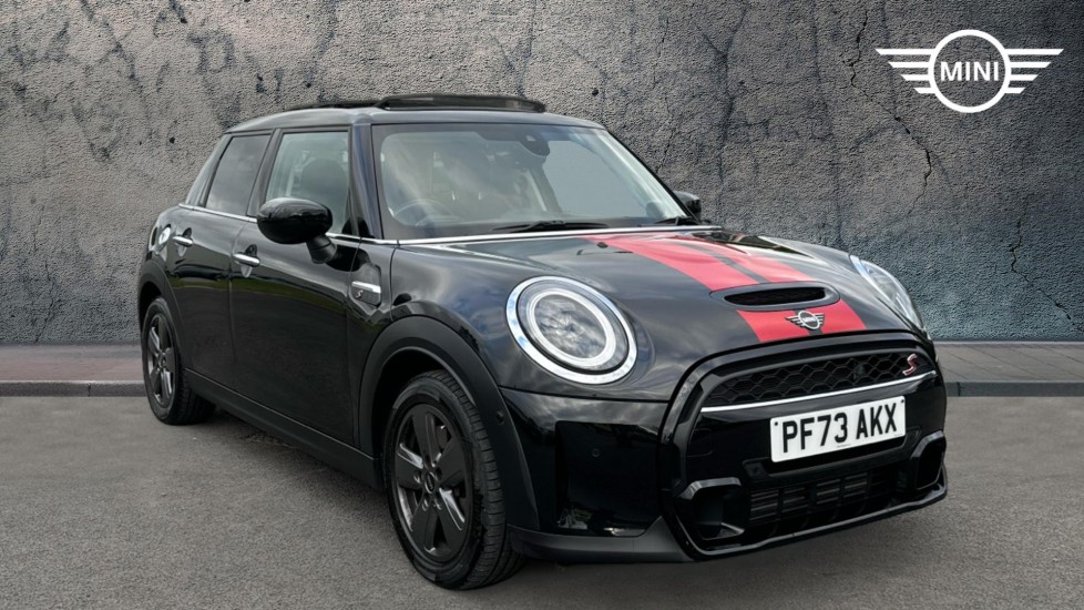 Main listing image - MINI Hatchback 5dr