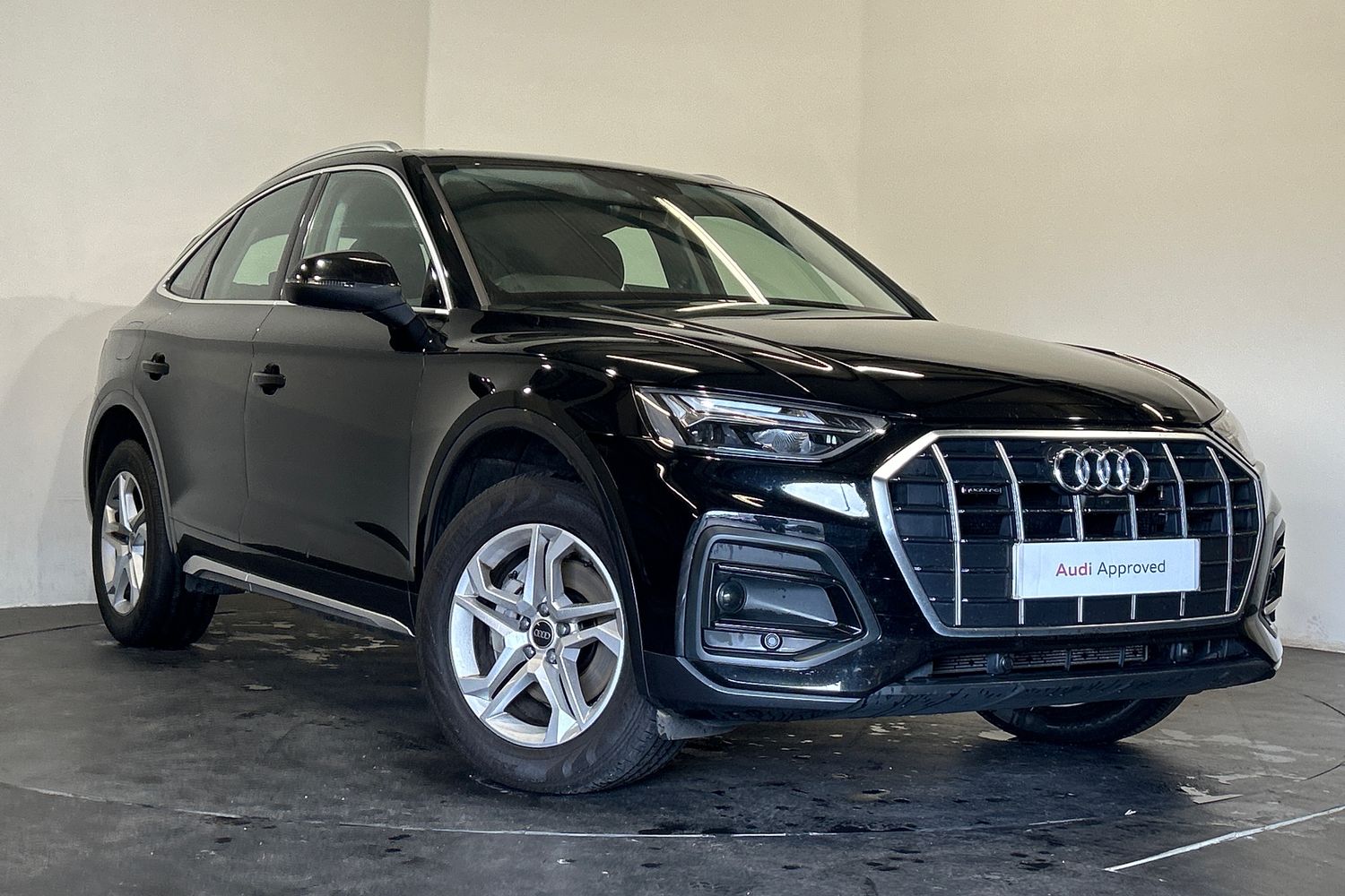 Main listing image - Audi Q5 Sportback