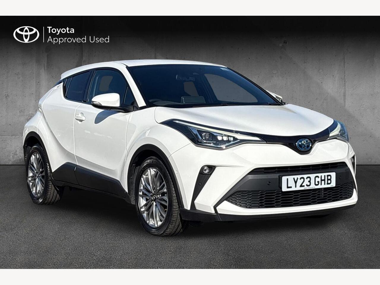 Main listing image - Toyota C-HR
