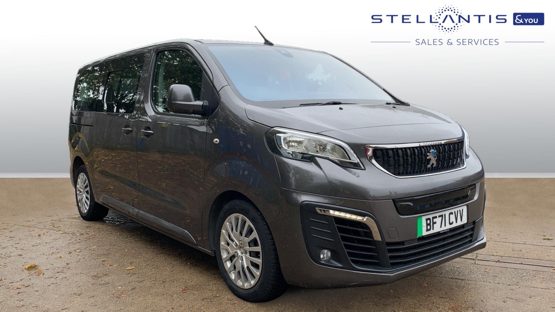 Main listing image - Peugeot Traveller