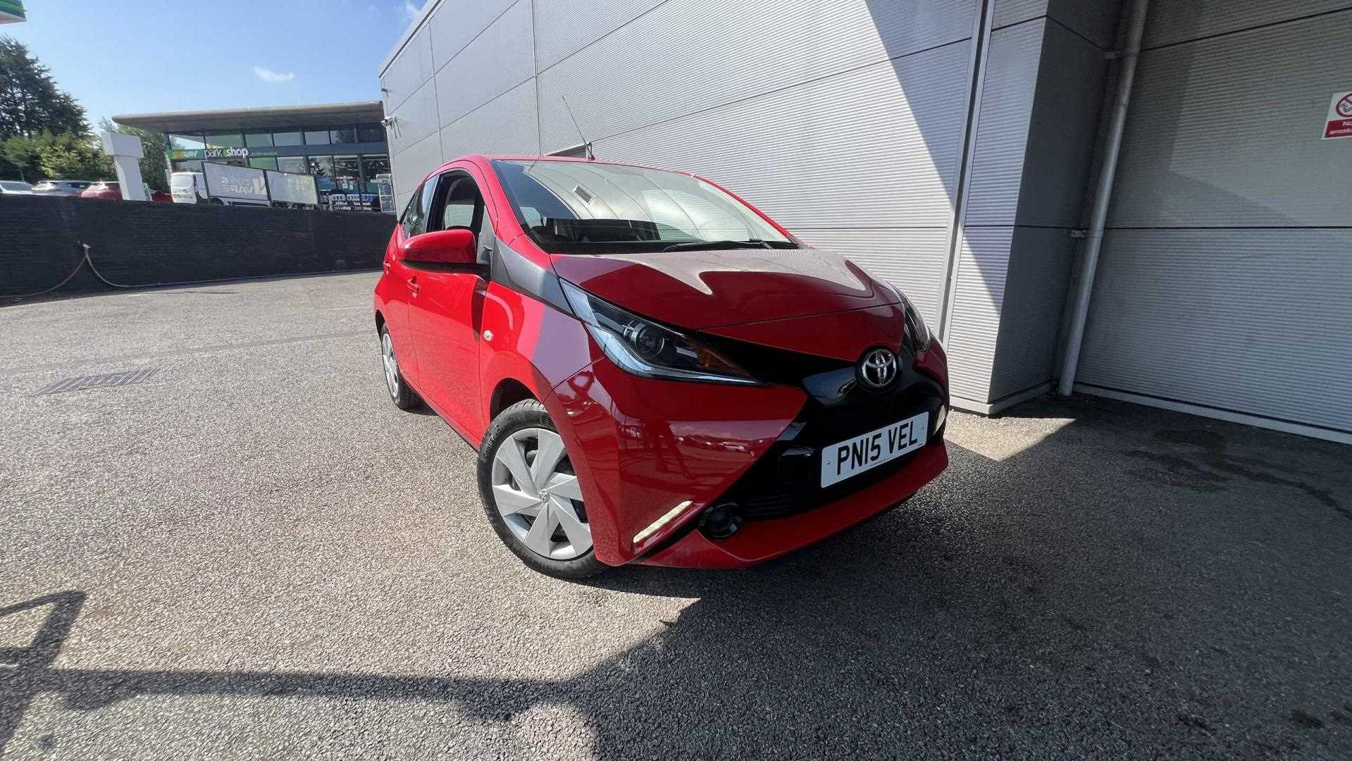 Main listing image - Toyota Aygo