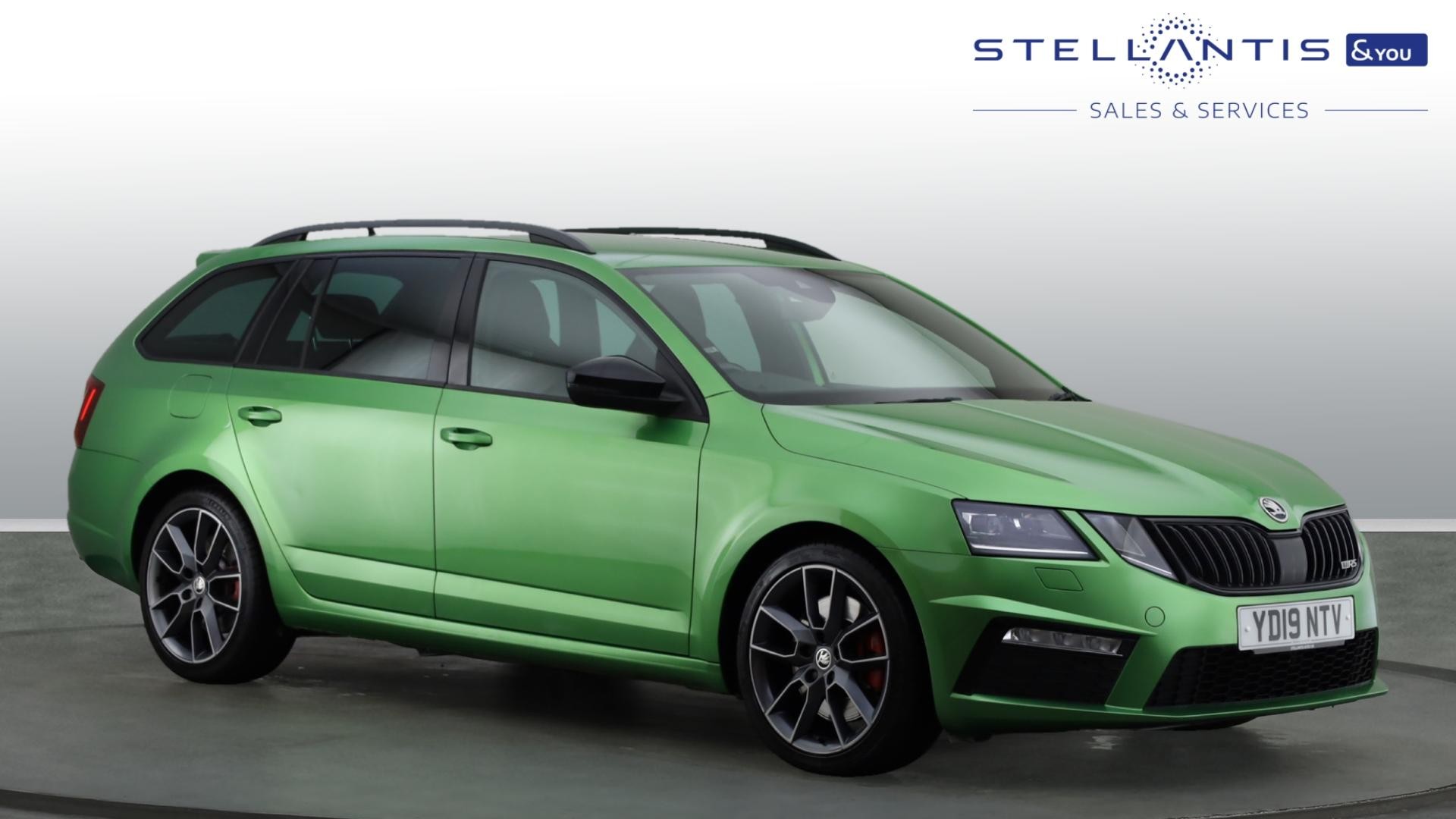 Main listing image - Skoda Octavia Estate