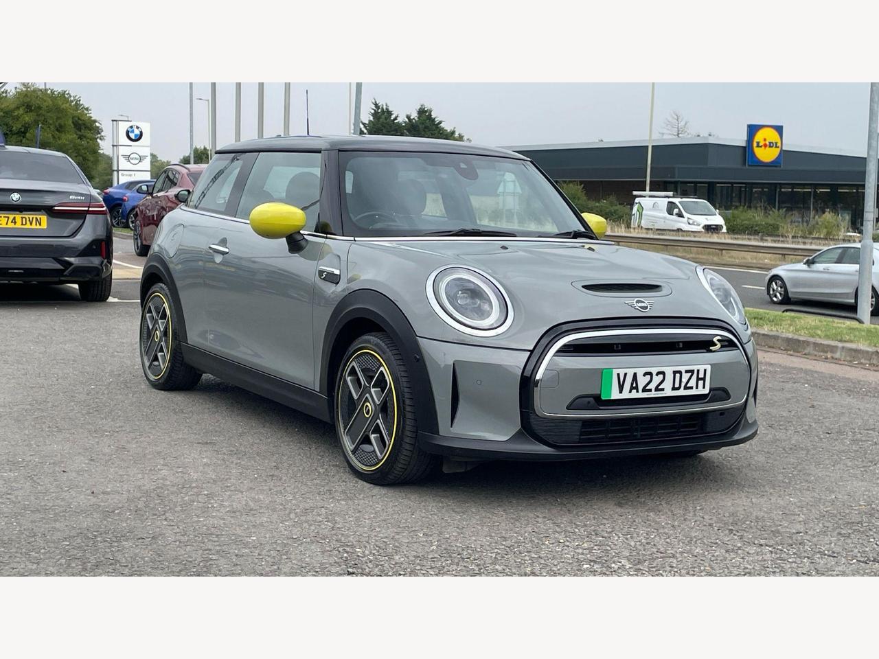 Main listing image - MINI Electric