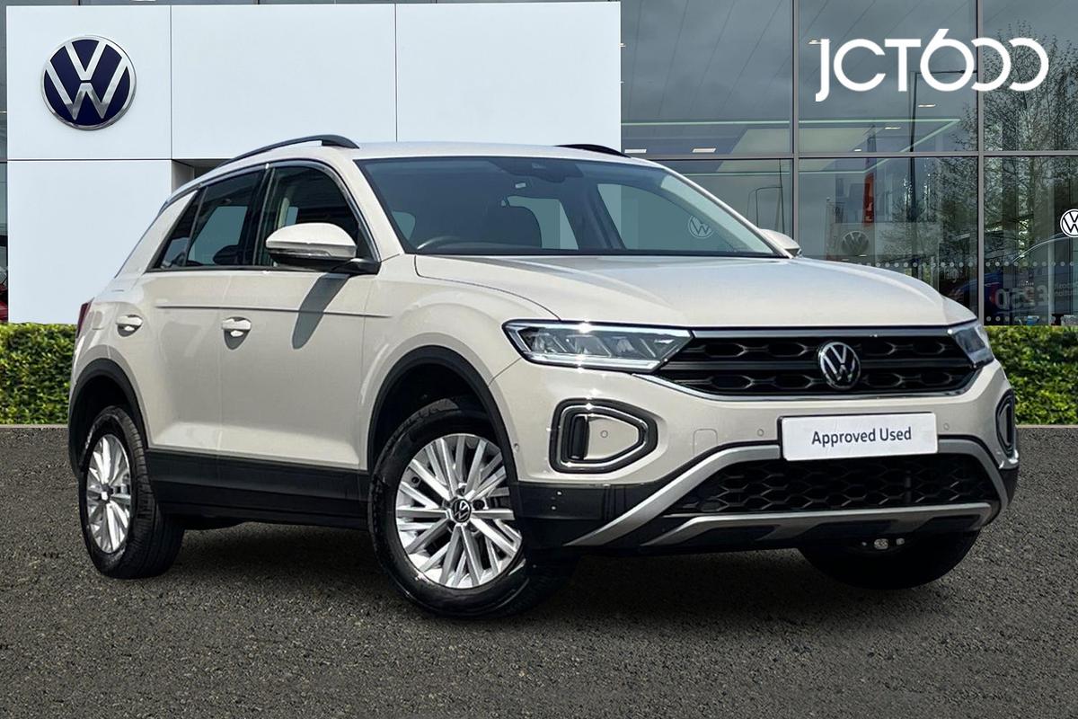 Main listing image - Volkswagen T-Roc