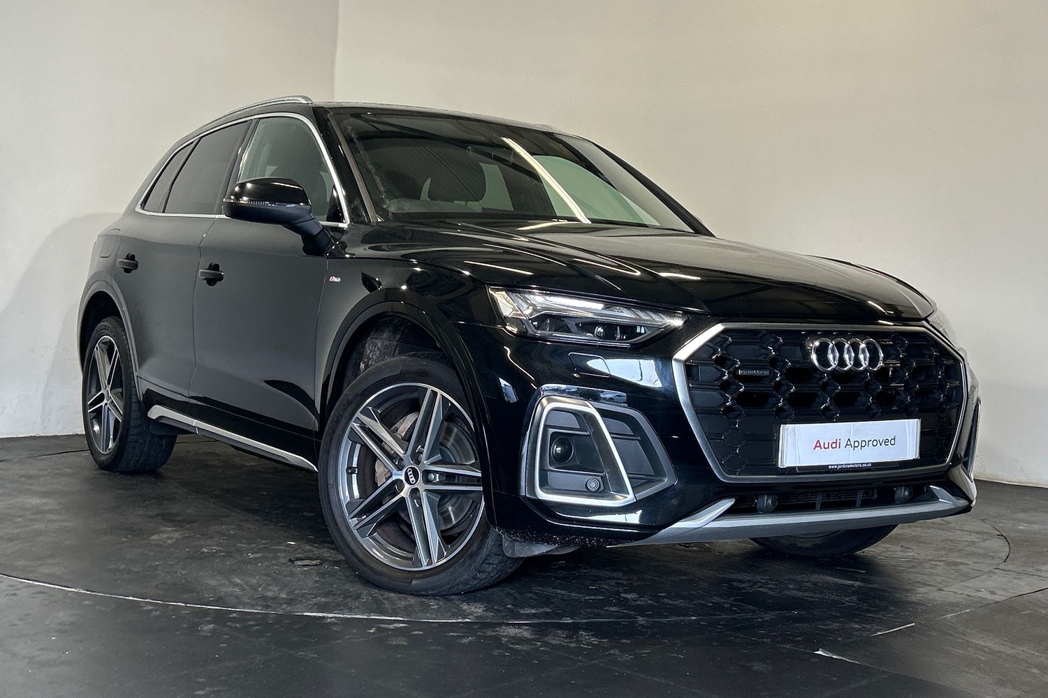 Main listing image - Audi Q5