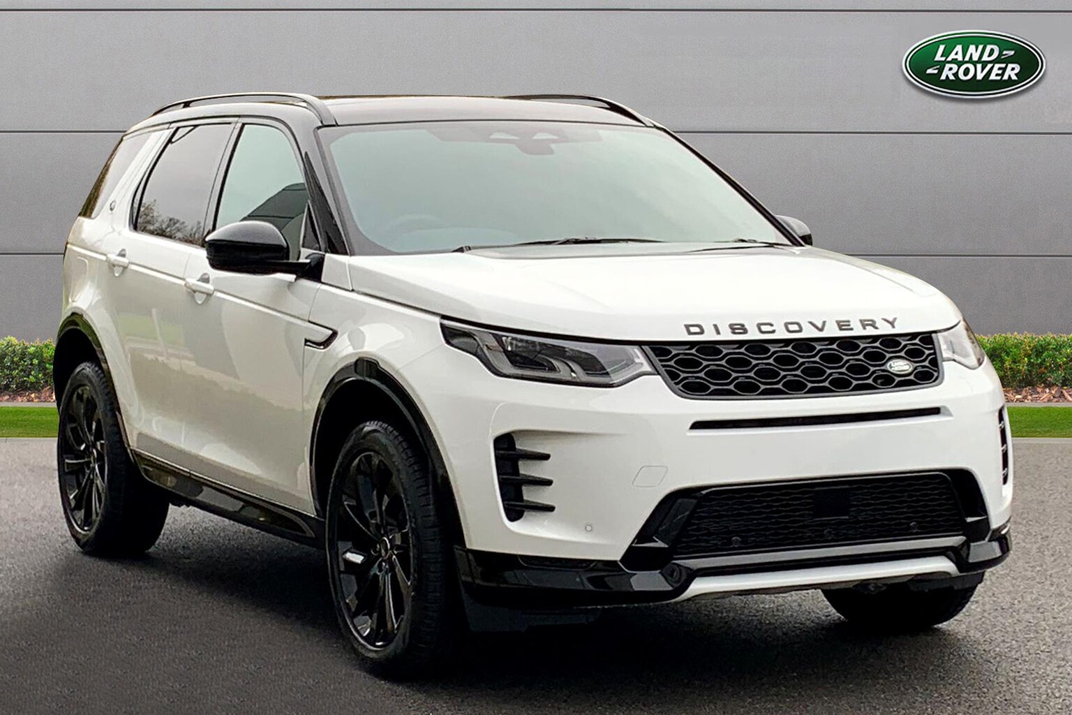 Main listing image - Land Rover Discovery Sport