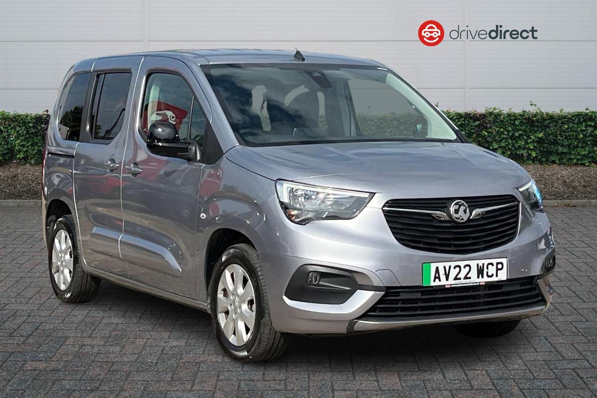 Main listing image - Vauxhall Combo Life-e