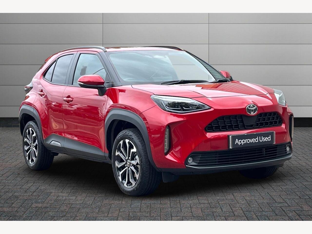 Main listing image - Toyota Yaris Cross