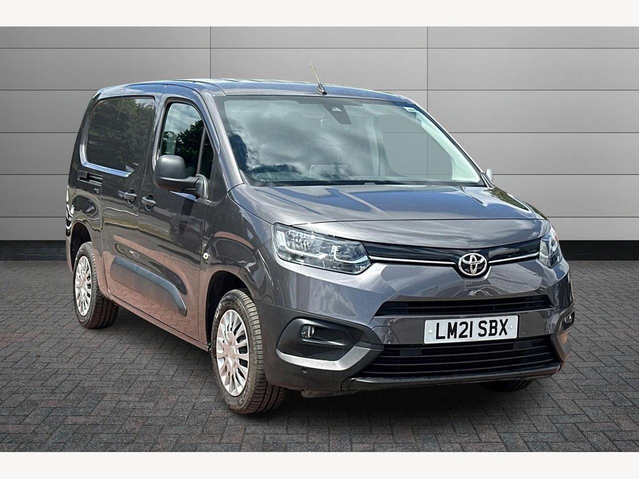 Main listing image - Toyota Proace City