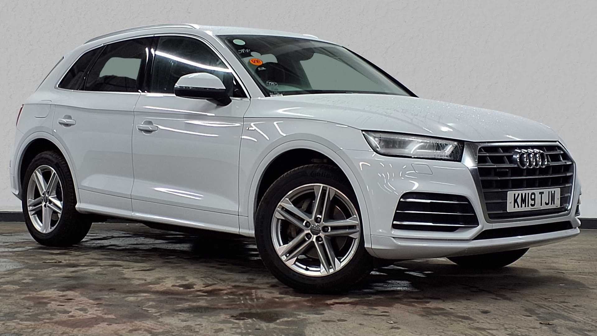 Main listing image - Audi Q5