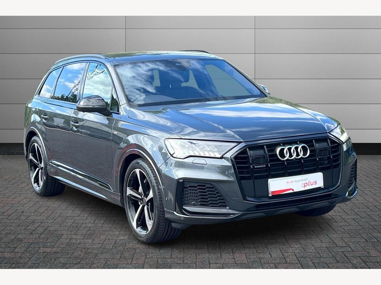 Main listing image - Audi Q7