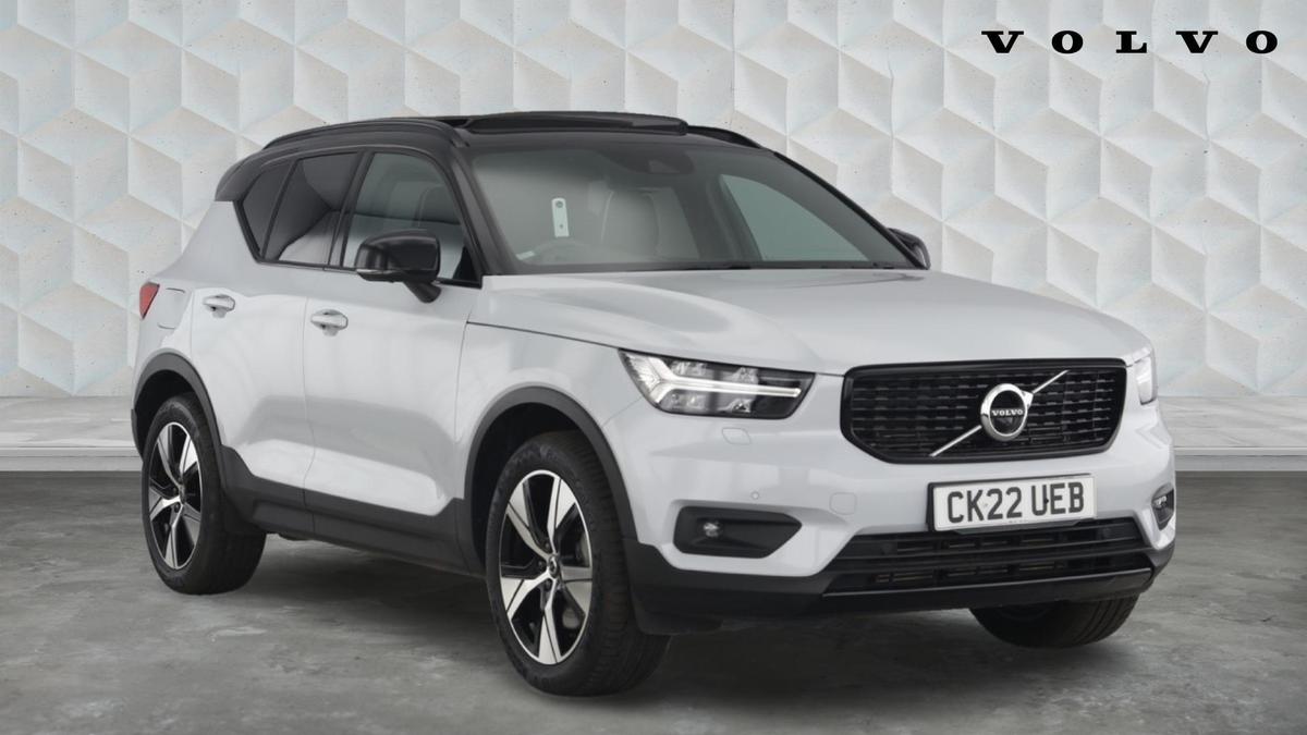 Main listing image - Volvo XC40 Recharge