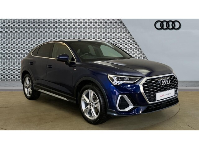 Main listing image - Audi Q3