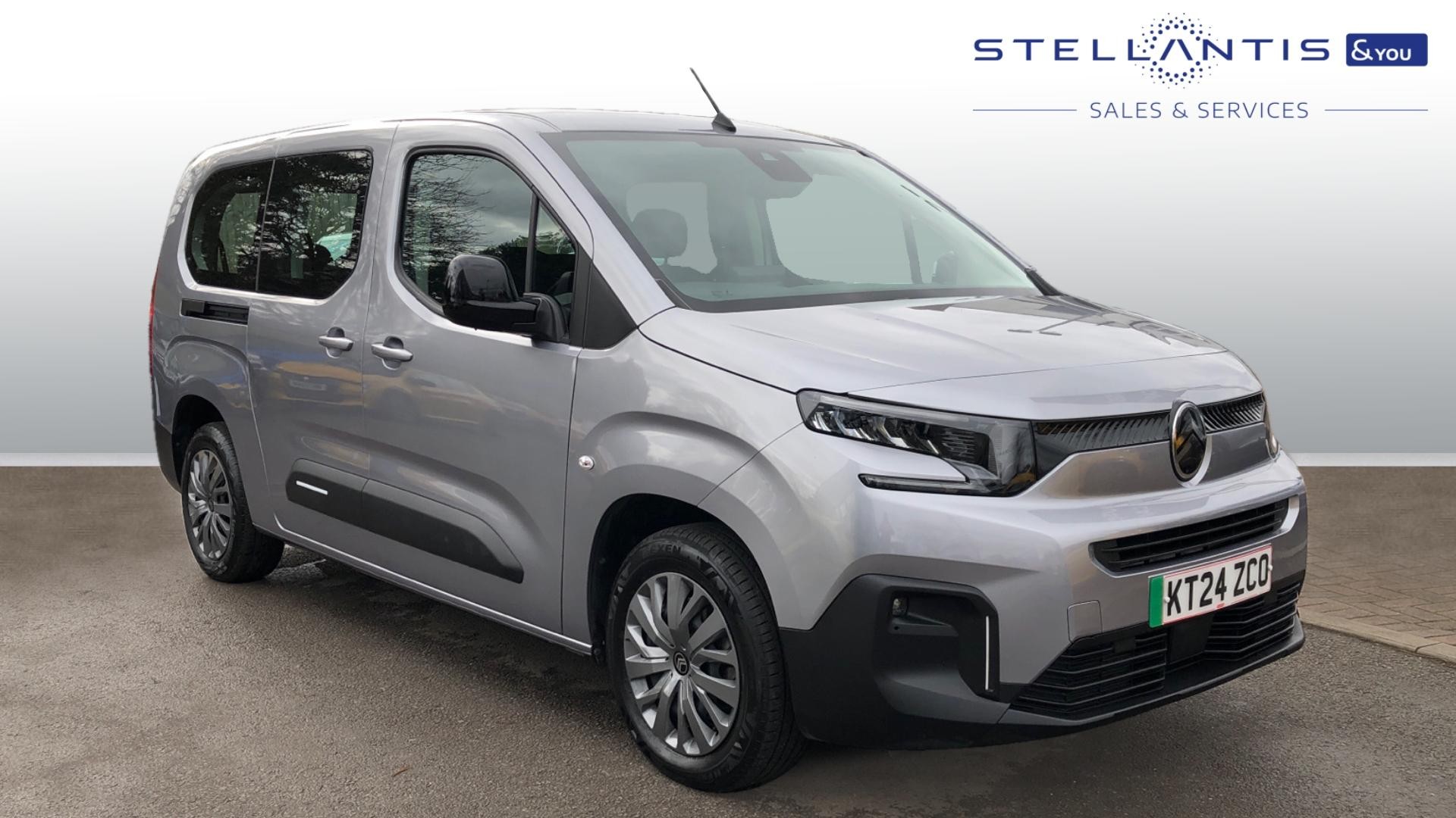 Main listing image - Citroen e-Berlingo