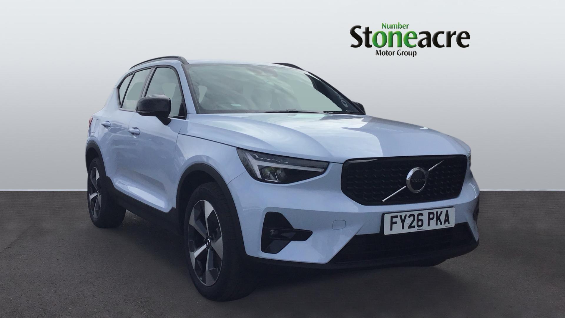 Main listing image - Volvo XC40