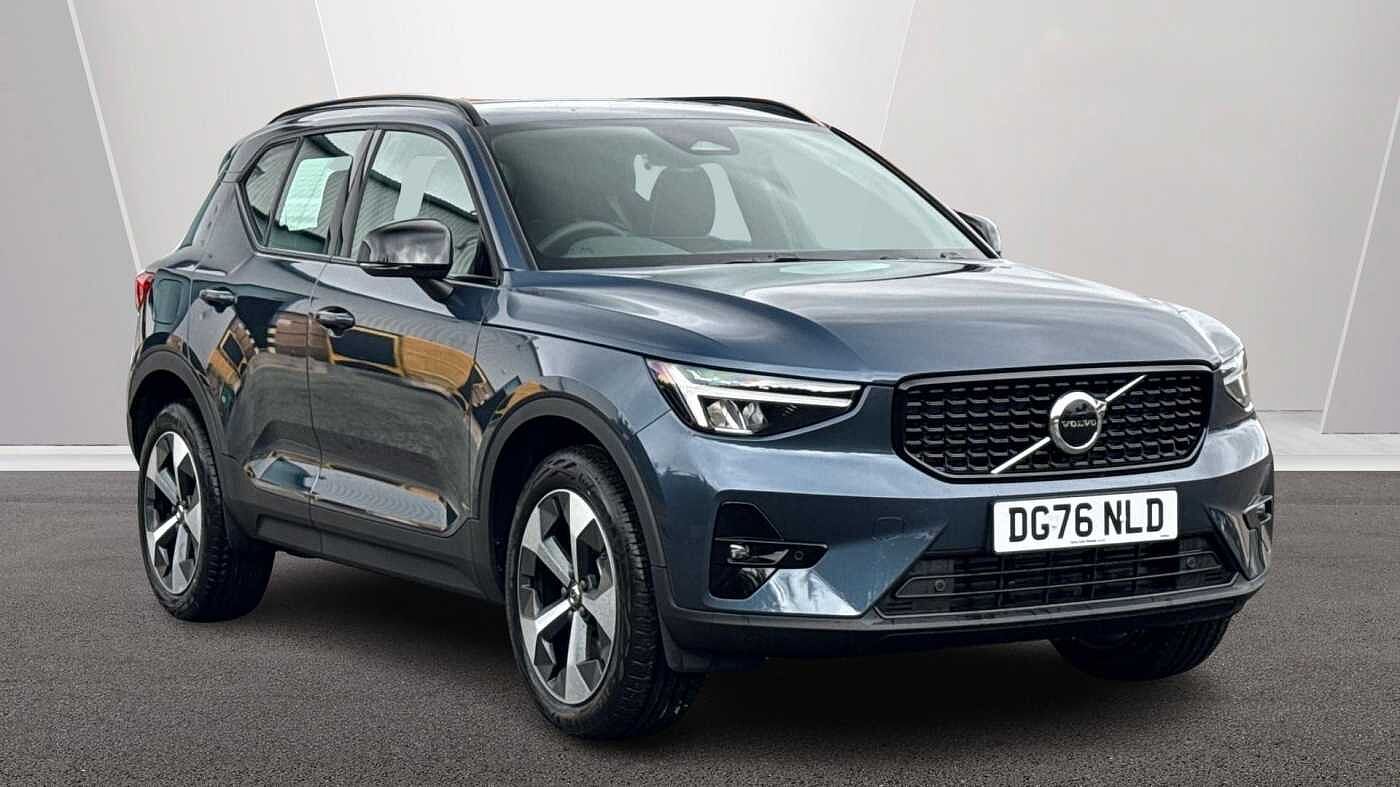 Main listing image - Volvo XC40