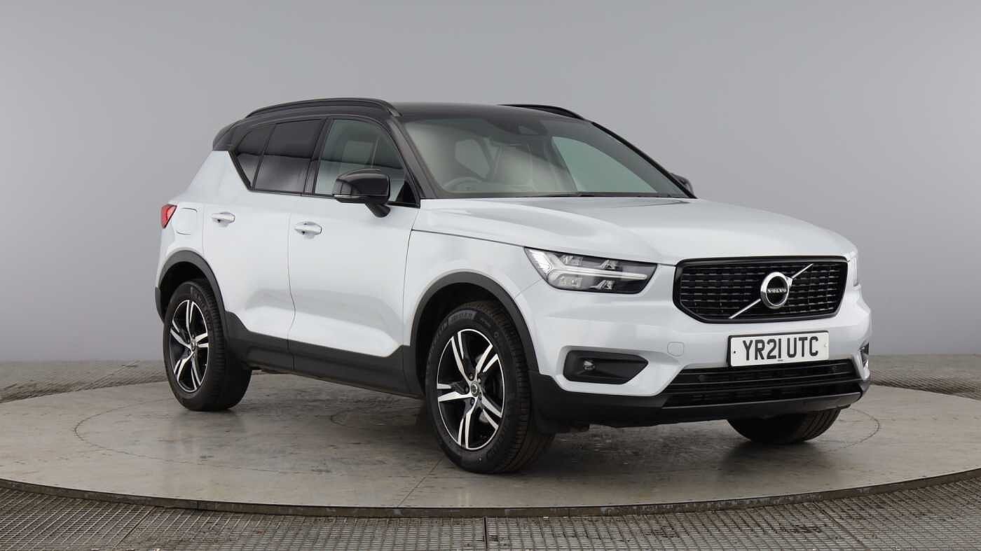 Main listing image - Volvo XC40
