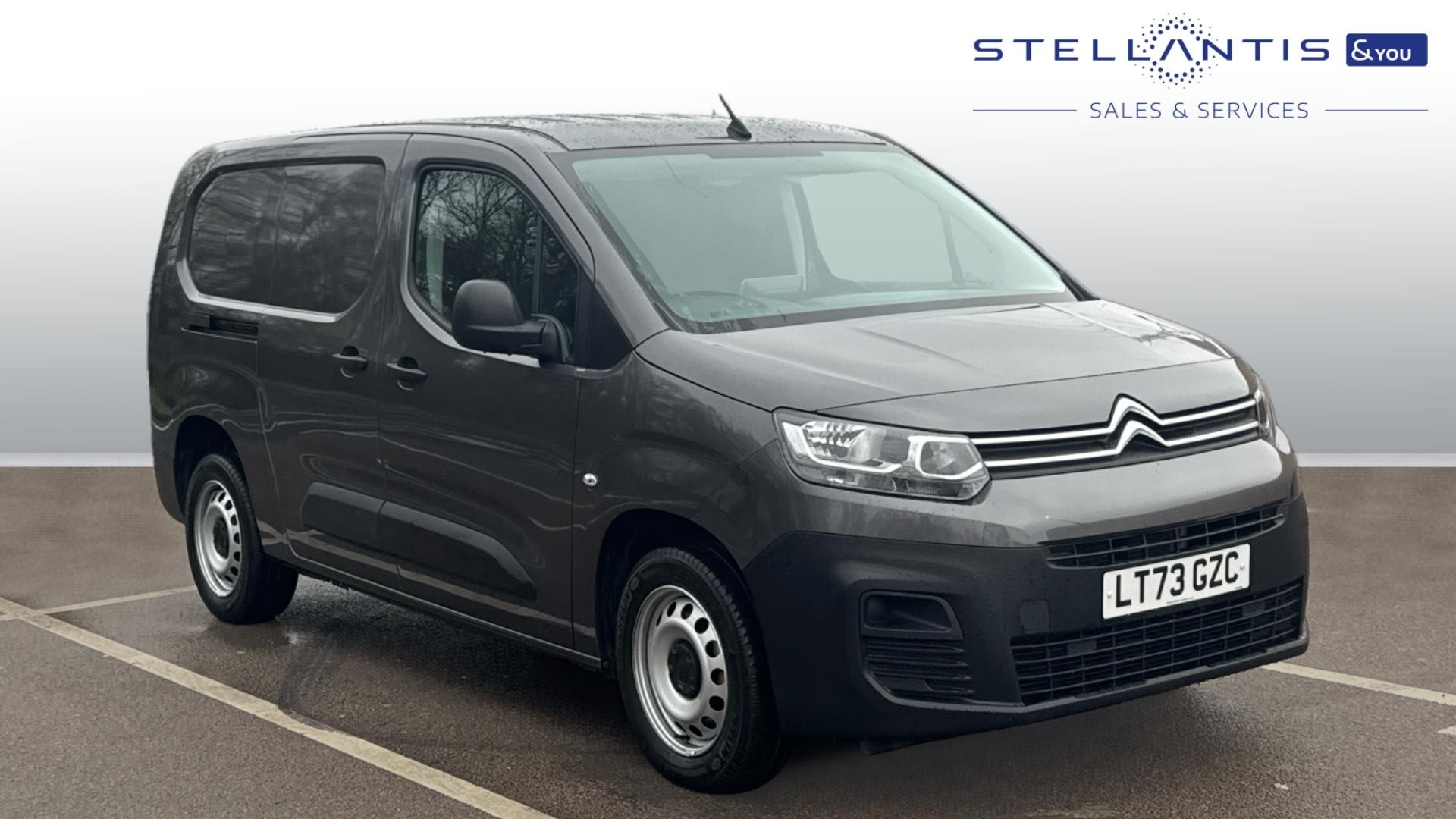 Main listing image - Citroen Berlingo Van