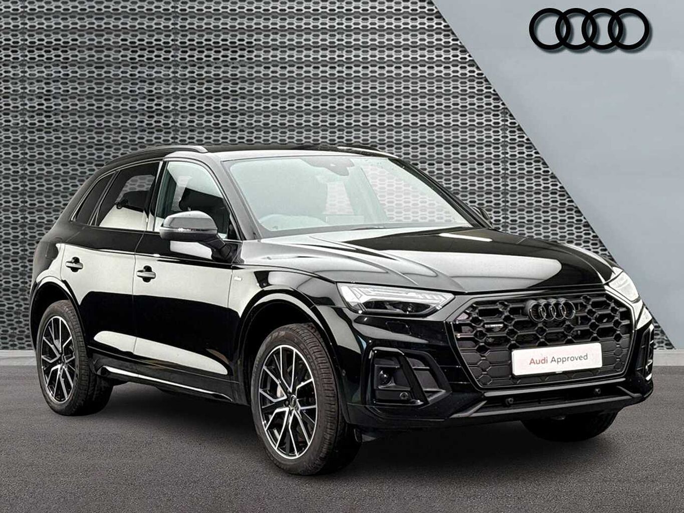 Main listing image - Audi Q5