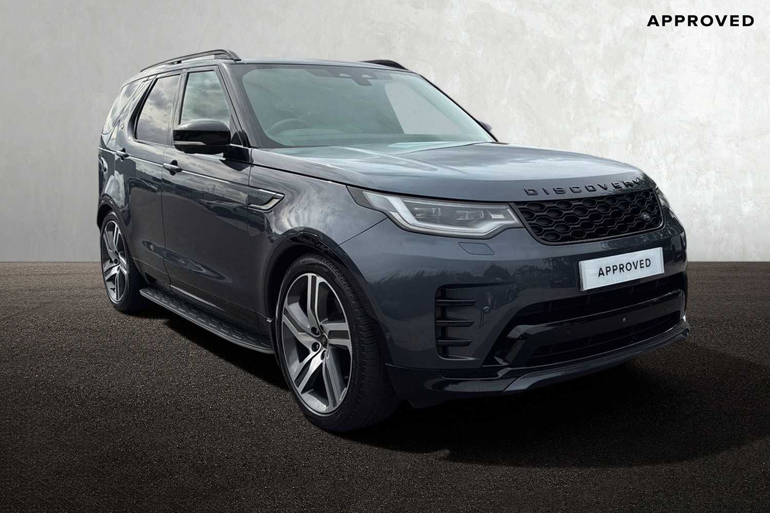Main listing image - Land Rover Discovery