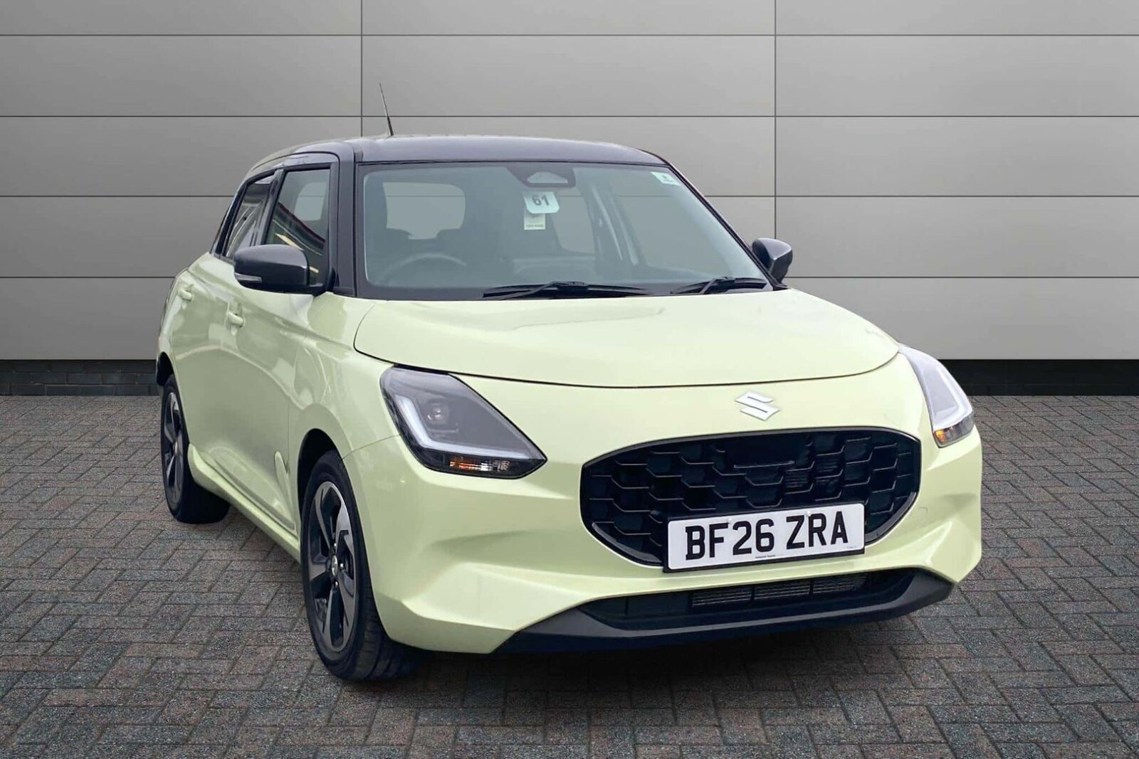 Main listing image - Suzuki Swift