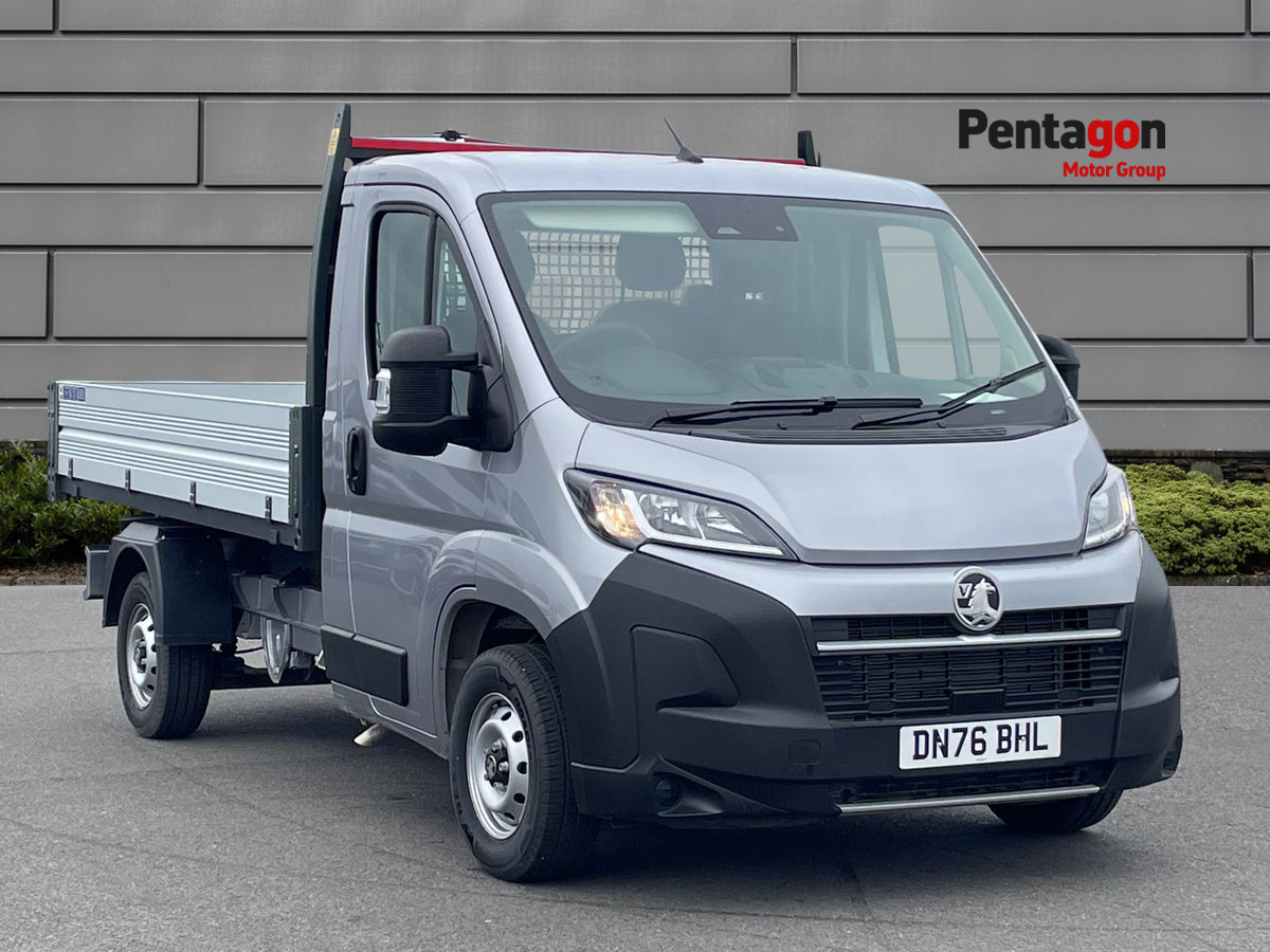 Main listing image - Vauxhall Movano