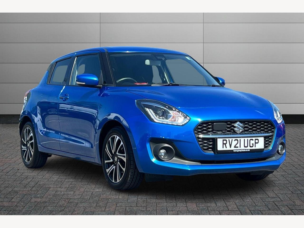 Main listing image - Suzuki Swift