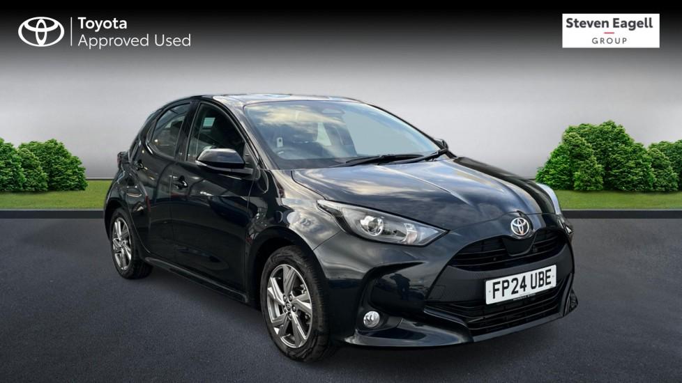 Main listing image - Toyota Yaris