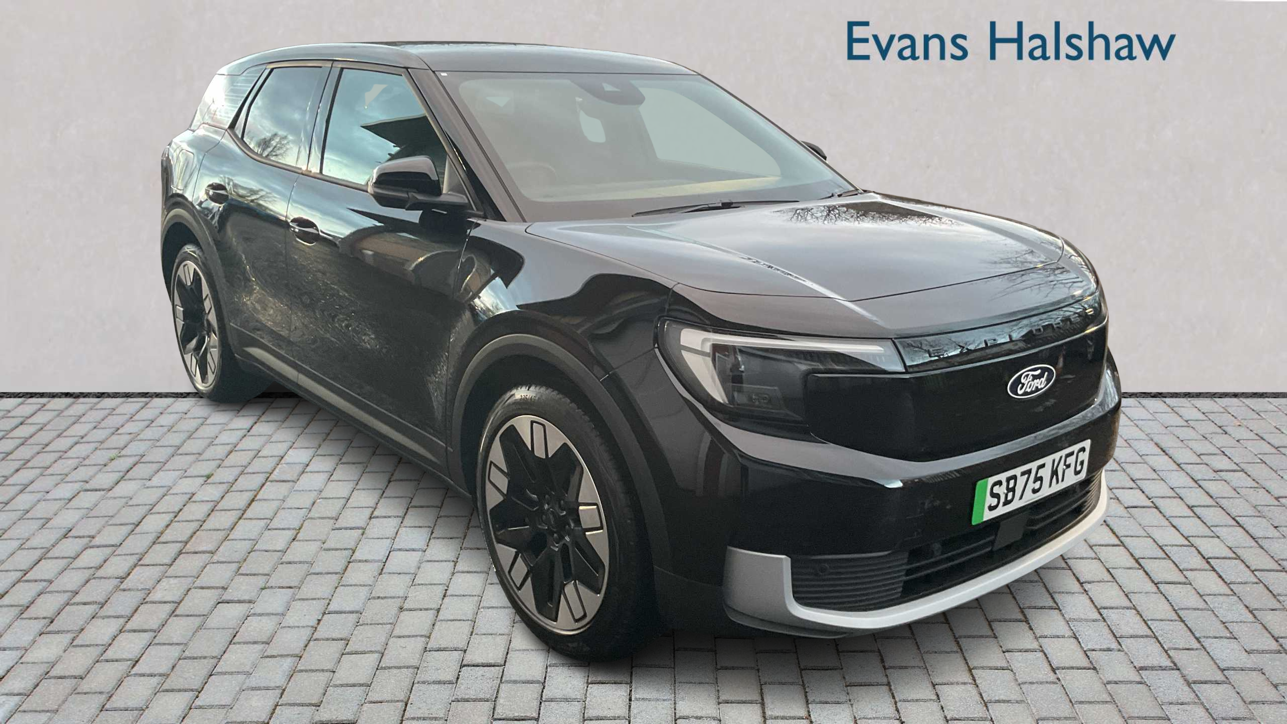 Main listing image - Ford Explorer