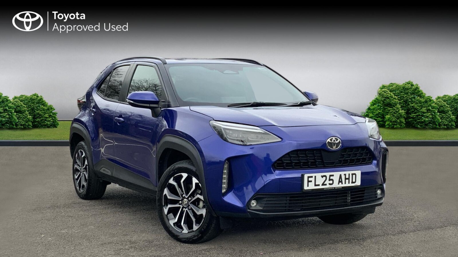 Main listing image - Toyota Yaris Cross